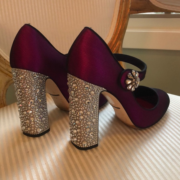 Golce&Gabbana pink jeweled shoes! - Picture 2 of 5